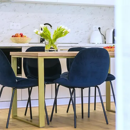 Enklawa Przy Plazy דירה