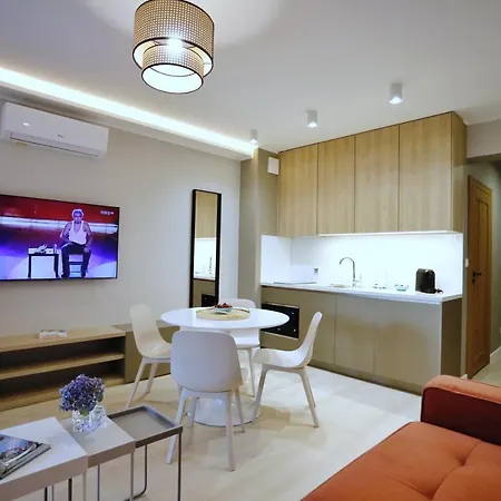 Enklawa Przy Plazy ミエルノ