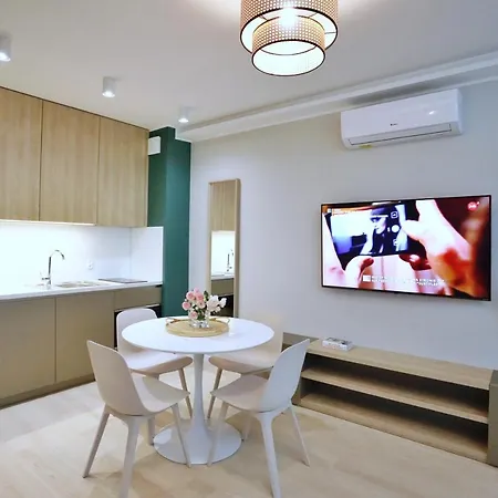 Enklawa Przy Plazy *