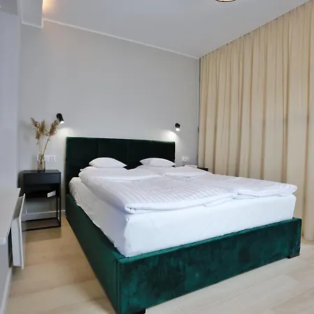 アパート Enklawa Przy Plazy *